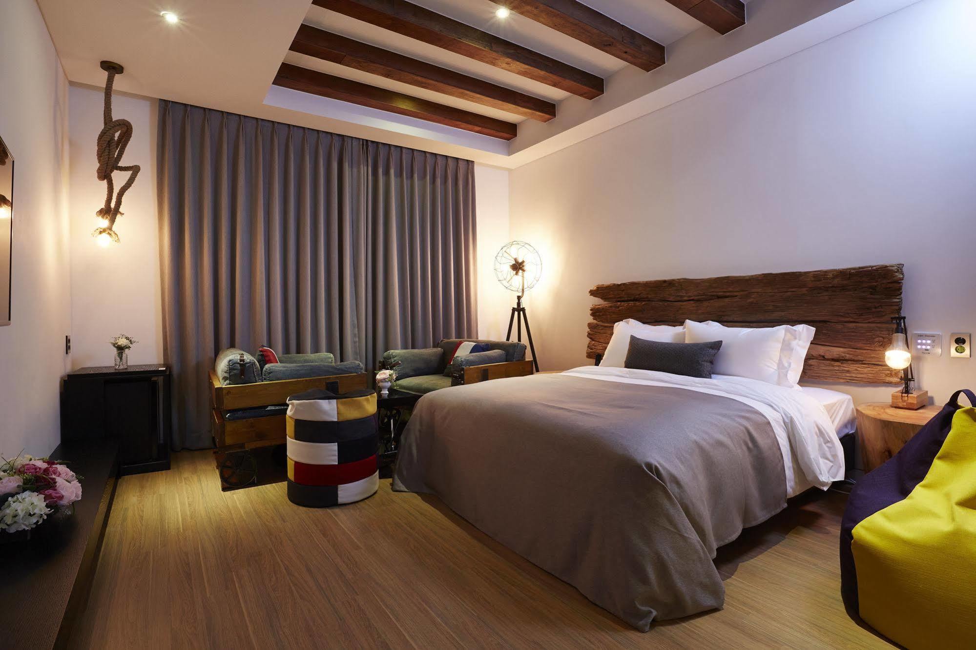 Chungbuk Inno City Namoo Hotel Eumseong ภายนอก รูปภาพ