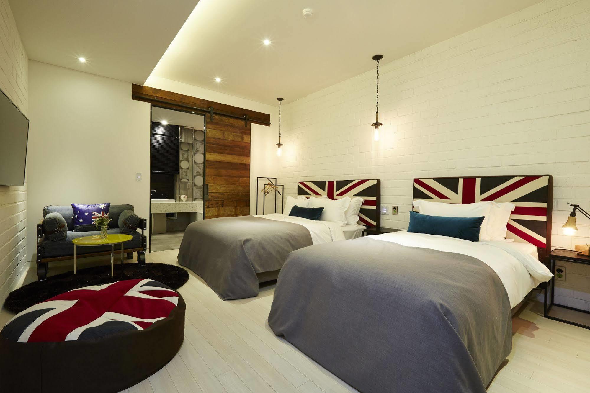 Chungbuk Inno City Namoo Hotel Eumseong ภายนอก รูปภาพ