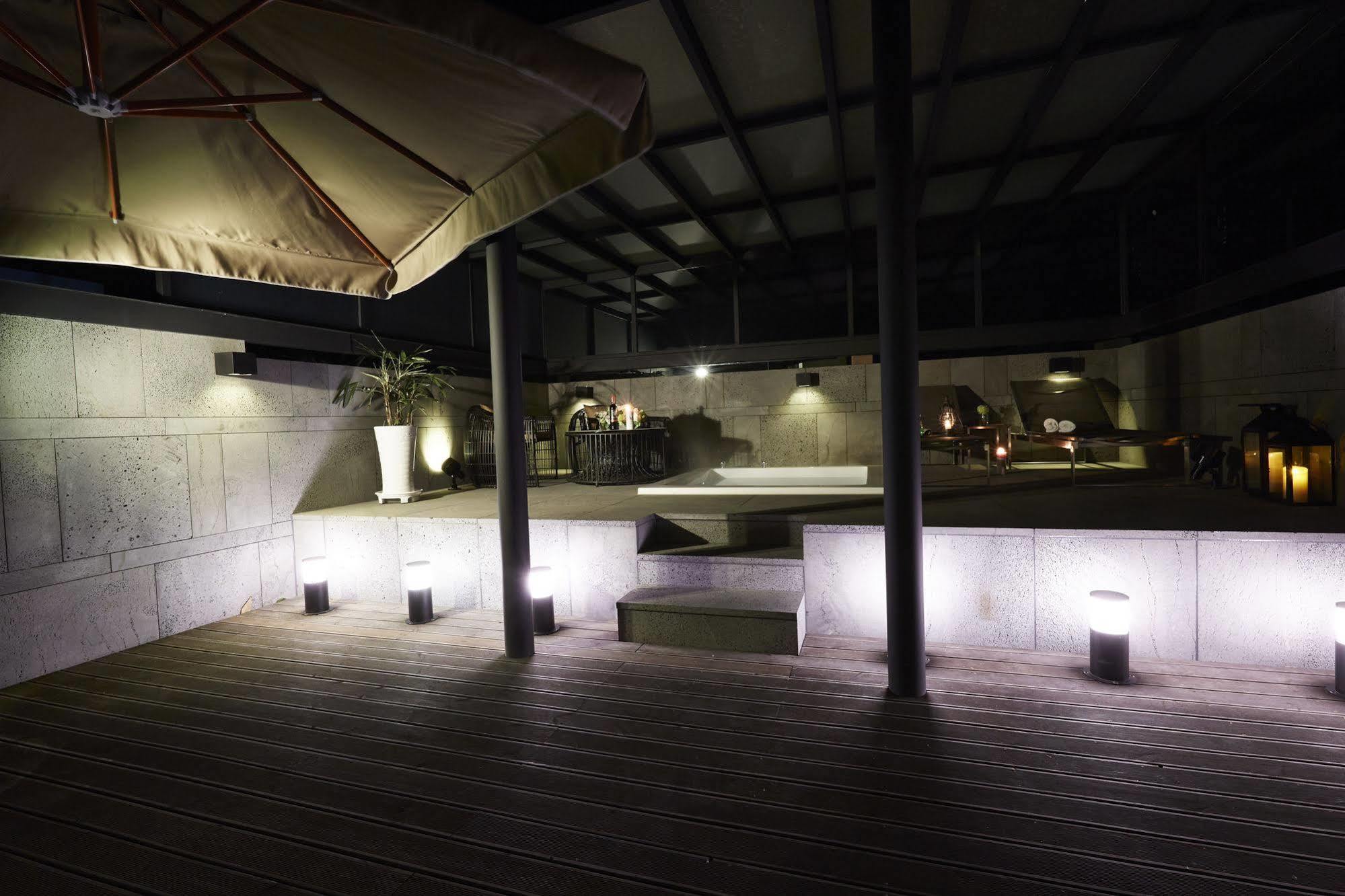 Chungbuk Inno City Namoo Hotel Eumseong ภายนอก รูปภาพ